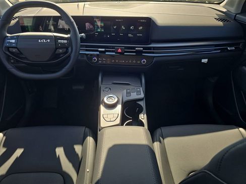 New 2026 Kia Sportage EX AWD/4WD image 13