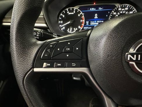 Used 2023 Nissan Altima 2.5 SV image 7