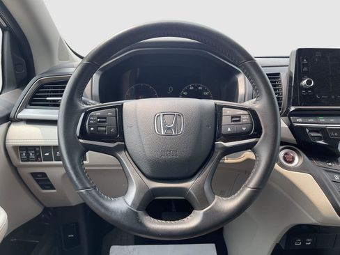 Used 2025 Honda Odyssey EX-L image 6