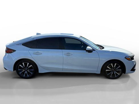 Used 2020 Honda Civic Sport image 6