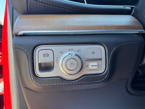 Used 2021 Mercedes-Benz GLE 450 4MATIC image 27