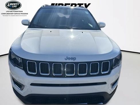 Used 2019 Jeep Compass Limited AWD/4WD image 4