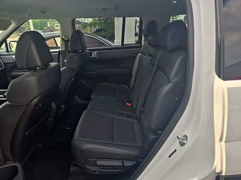 Used 2026 Hyundai Santa Fe SEL AWD/4WD image 9