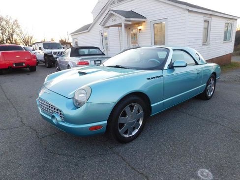 Used 2002 Ford Thunderbird Deluxe image 1