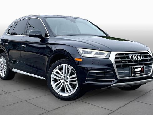 Used 2018 Audi Q5 2.0T Premium Plus w/ Premium Plus Package AWD/4WD image 3