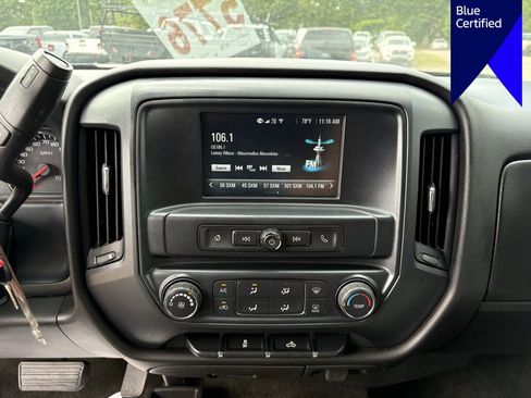 Used 2018 Chevrolet Silverado 1500 Custom w/ Custom Value Package AWD/4WD image 12
