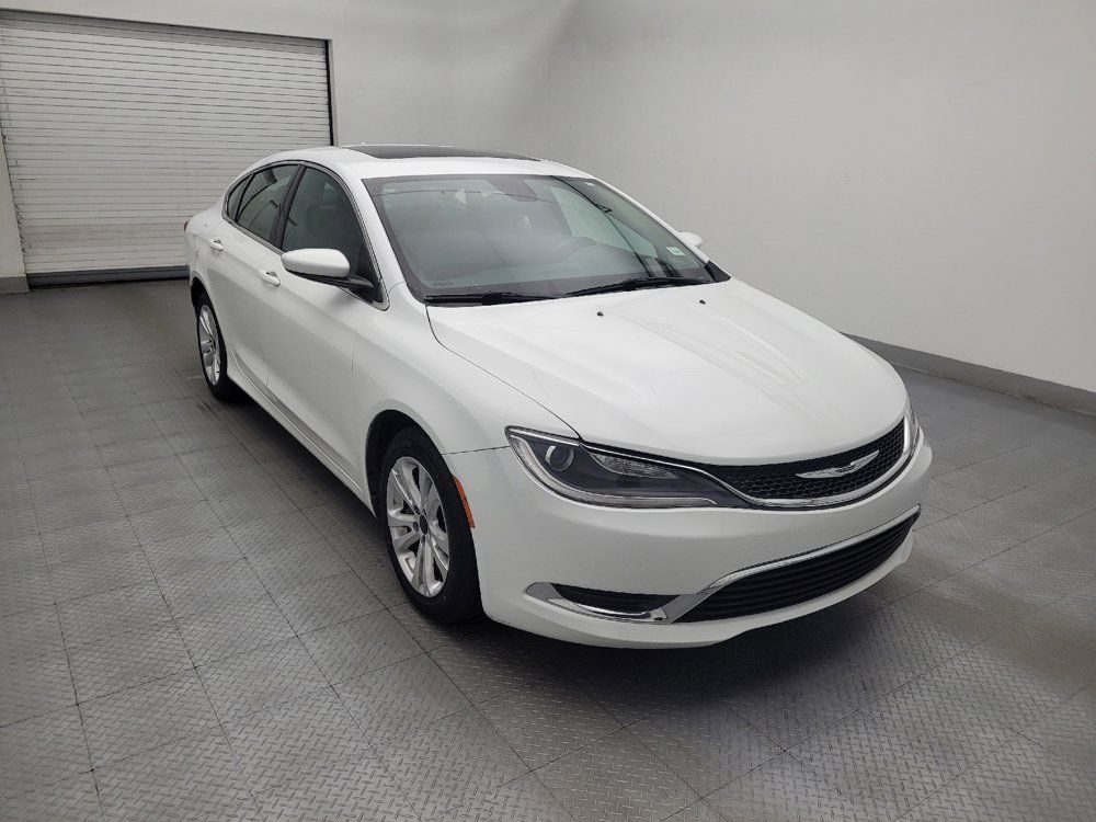 Used 2016 Chrysler 200 Limited w/ Anniversary Edition FWD image 13