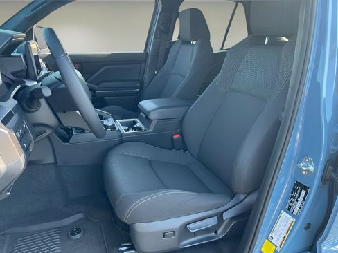 Certified 2026 Toyota 4Runner SR5 AWD/4WD image 11