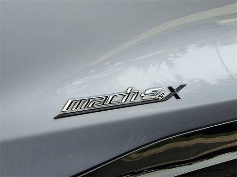 Used 2022 Ford Mustang Mach-E Premium image 33