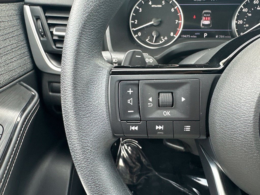 Used 2023 Nissan Rogue SV AWD/4WD image 40