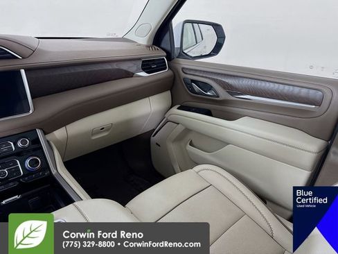 Used 2024 GMC Yukon Denali w/ Advanced Technology Package image 29