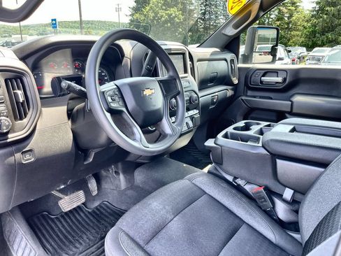 Used 2024 Chevrolet Silverado 2500 Custom w/ Custom Value Package AWD/4WD image 10