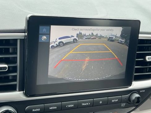 New 2026 Hyundai Venue SEL FWD image 8