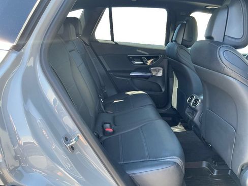 Used 2026 Mercedes-Benz GLC 300 image 23