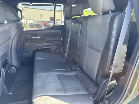 Used 2024 Lexus GX 550 w/ Accessory Package (2T) AWD/4WD image 23