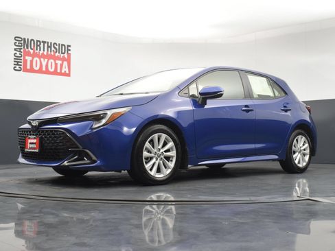 Used 2025 Toyota Corolla SE FWD image 31