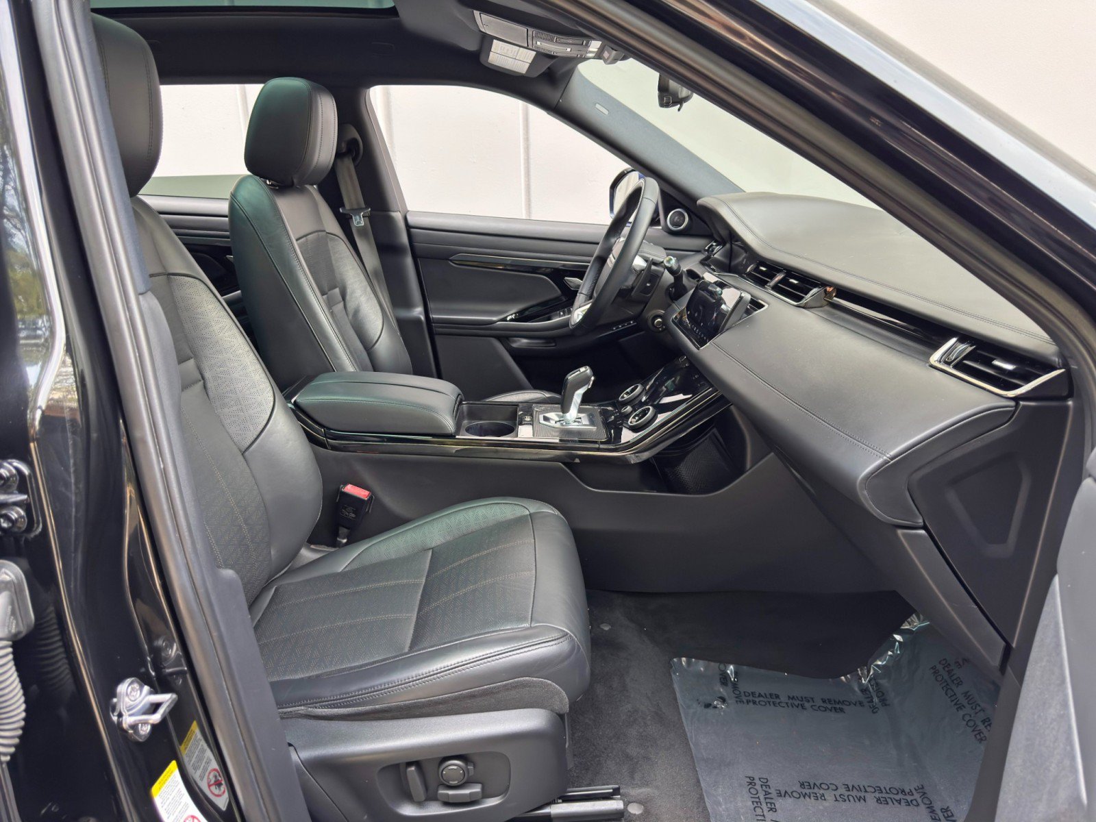 Used 2020 Land Rover Range Rover Evoque R-Dynamic HSE AWD/4WD image 14