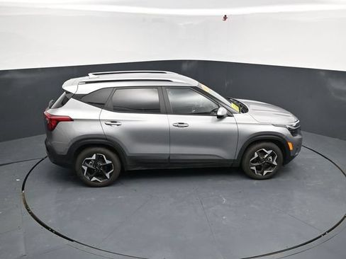 Used 2025 Kia Seltos S FWD image 45