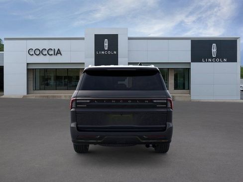 New 2026 Lincoln Navigator Black Label AWD/4WD image 5