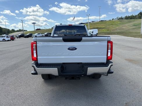 New 2026 Ford F250 XLT image 4