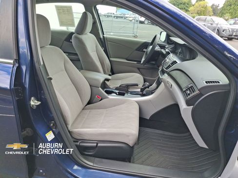 Used 2014 Honda Accord EX image 25