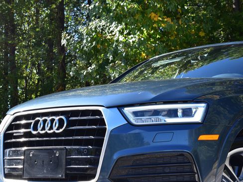 Used 2018 Audi Q3 2.0T Premium Plus w/ Premium Plus Package image 2