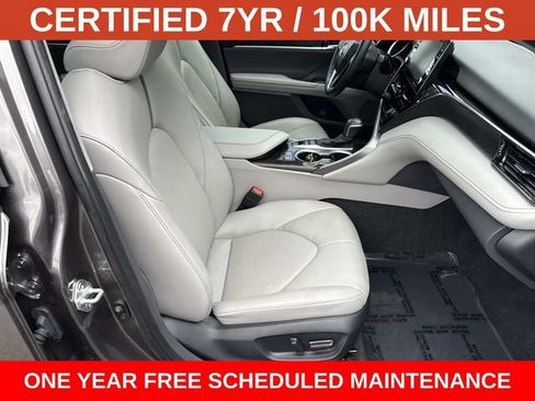 Used 2023 Toyota Camry XLE FWD image 9