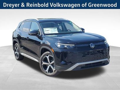 New 2025 Volkswagen Tiguan SE