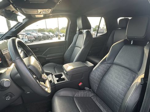 Used 2025 Toyota 4Runner TRD Sport Premium AWD/4WD image 10