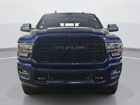 Used 2022 RAM 2500 Limited w/ Night Edition AWD/4WD image 9