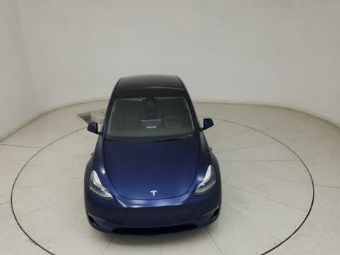 Used 2025 Tesla Model Y Long Range RWD image 22