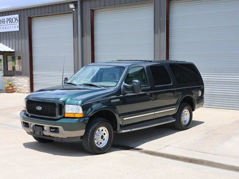 Used 2003 Ford Excursion Limited AWD/4WD image 10