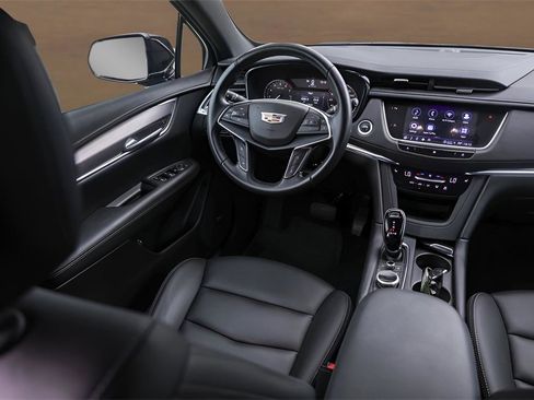 Used 2021 Cadillac XT5 Luxury image 27