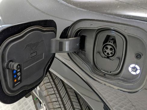 New 2023 Ford Mustang Mach-E Premium image 41