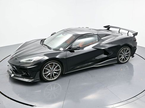 Used 2025 Chevrolet Corvette Stingray Premium Conv w/ Z51 Performance Package image 49