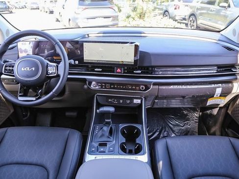 New 2026 Kia Carnival image 12