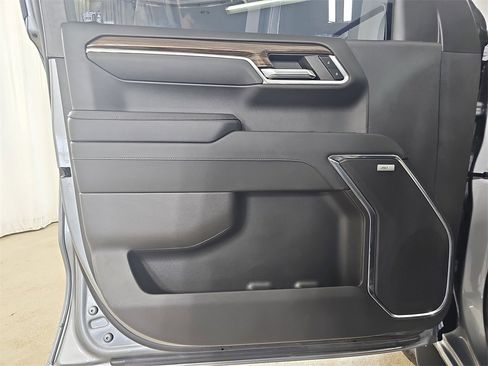 Certified 2024 Chevrolet Silverado 1500 RST w/ Convenience Package II image 31