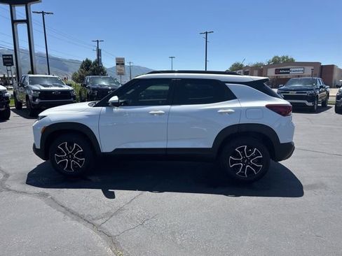 Certified 2021 Chevrolet TrailBlazer ACTIV w/ Technology Package AWD/4WD image 4