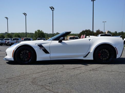 Used 2019 Chevrolet Corvette Grand Sport RWD image 27