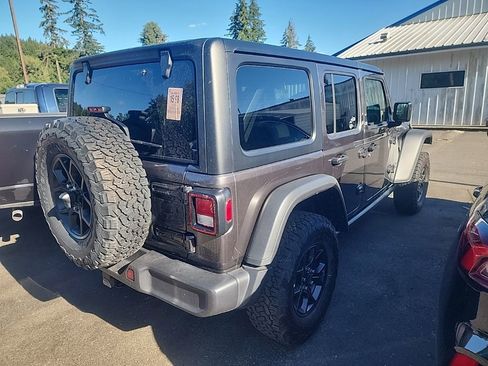 Used 2025 Jeep Wrangler Unlimited Sport S 4xe AWD/4WD image 3