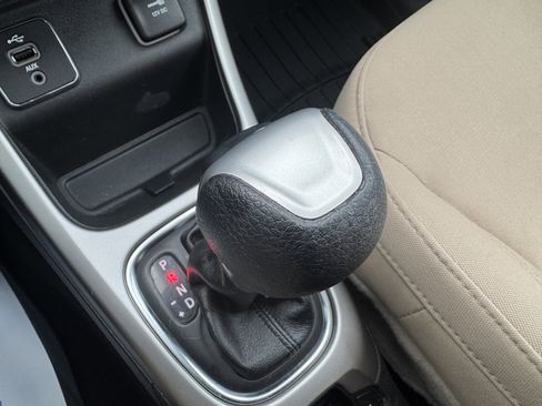 Used 2018 Jeep Compass Sport image 28