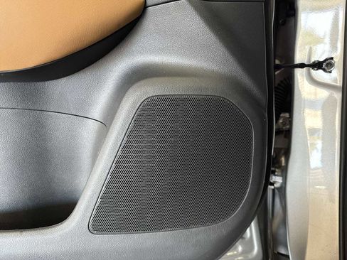 Used 2025 Lexus NX 250 FWD w/ Towing Package (2000 Lbs) image 29