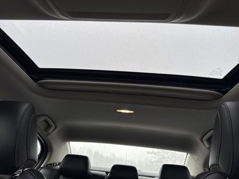 Used 2021 MAZDA MAZDA3 Premium Plus image 27