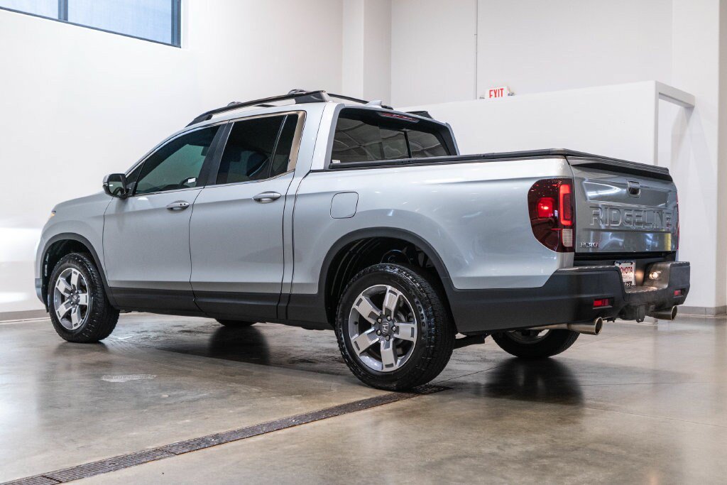 Used 2025 Honda Ridgeline RTL image 7