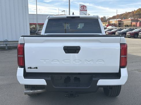New 2025 Toyota Tacoma TRD Sport AWD/4WD image 9