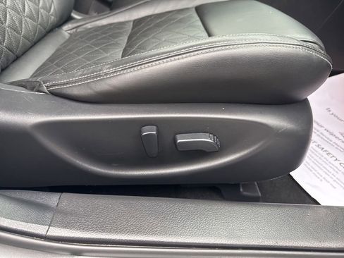 Used 2018 Nissan Maxima Platinum image 27