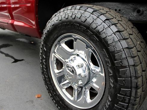 Used 2014 RAM 2500 Tradesman w/ Chrome Appearance Group image 9