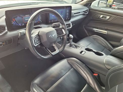 Used 2024 Ford Mustang Premium image 6