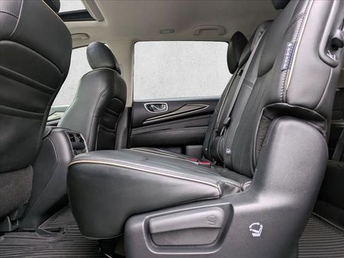Used 2019 INFINITI QX60 Luxe w/ Essential Package image 19