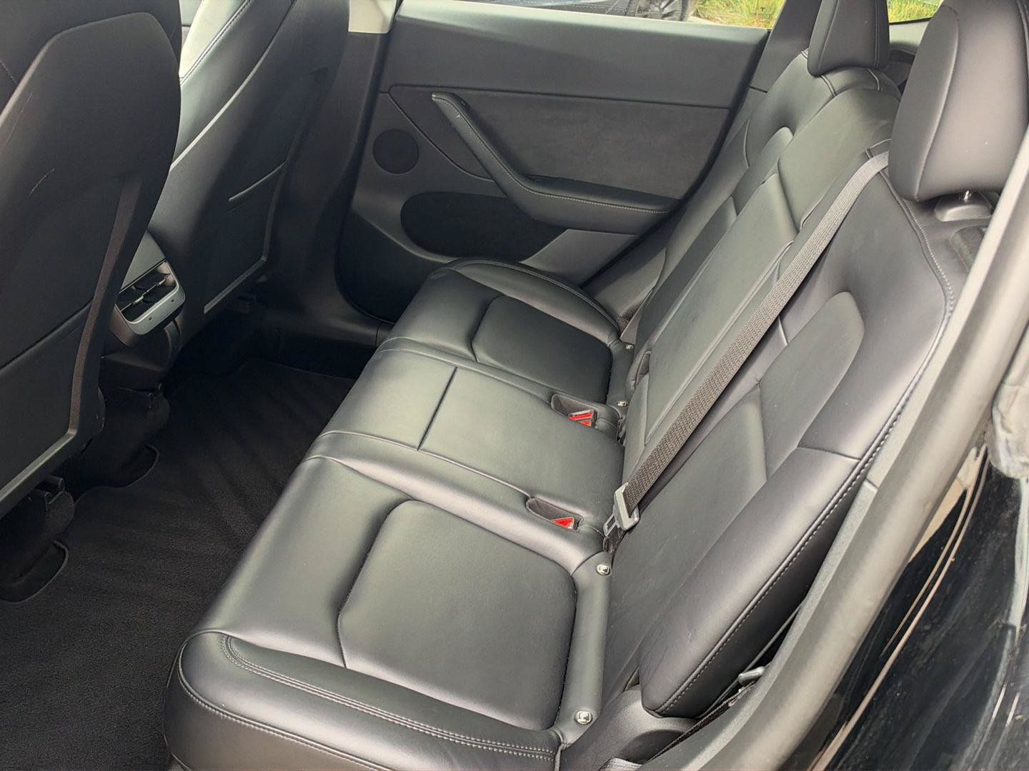 Used 2022 Tesla Model Y Performance AWD/4WD image 15